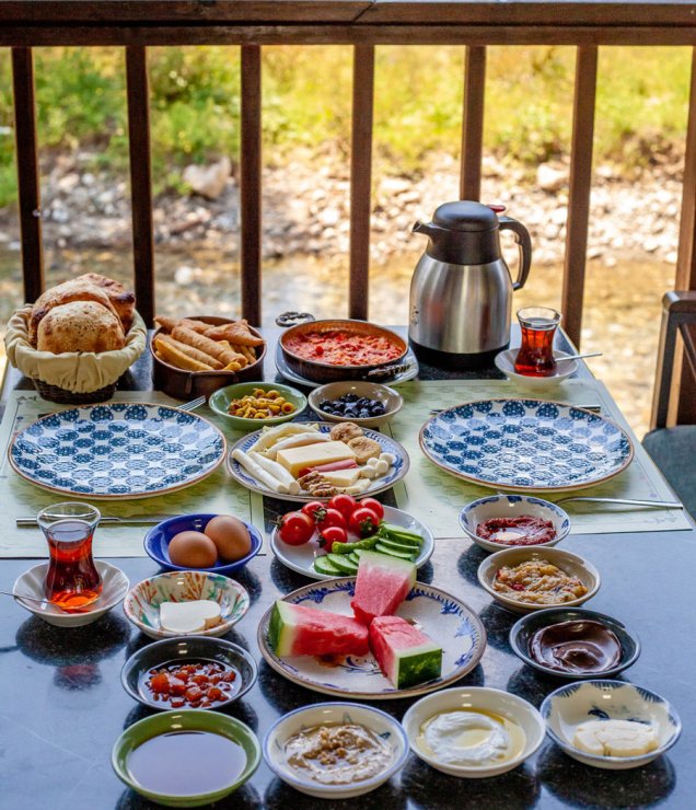 Serpme Kahvaltı Misi Yaşam