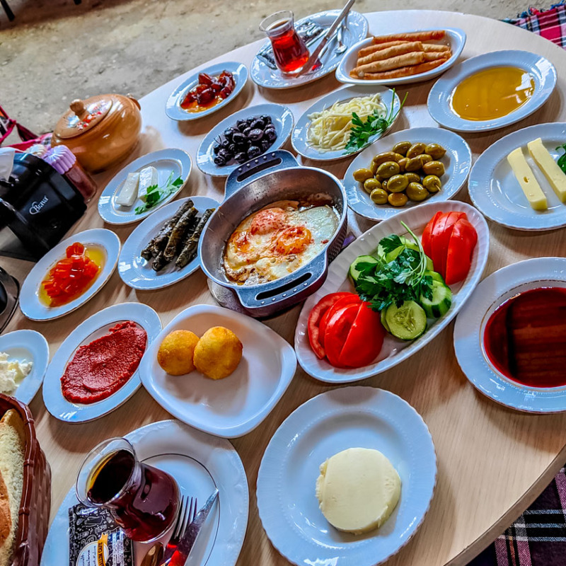 Cumalıkızık Ballım Köy Kahvaltısı