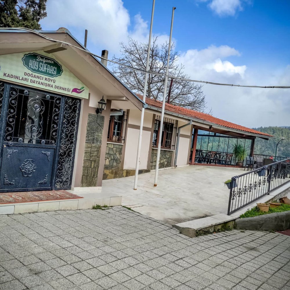 Doğancı Köy Sofrası: Bursa’nın En Güzel Köy Kahvaltısı Adresi