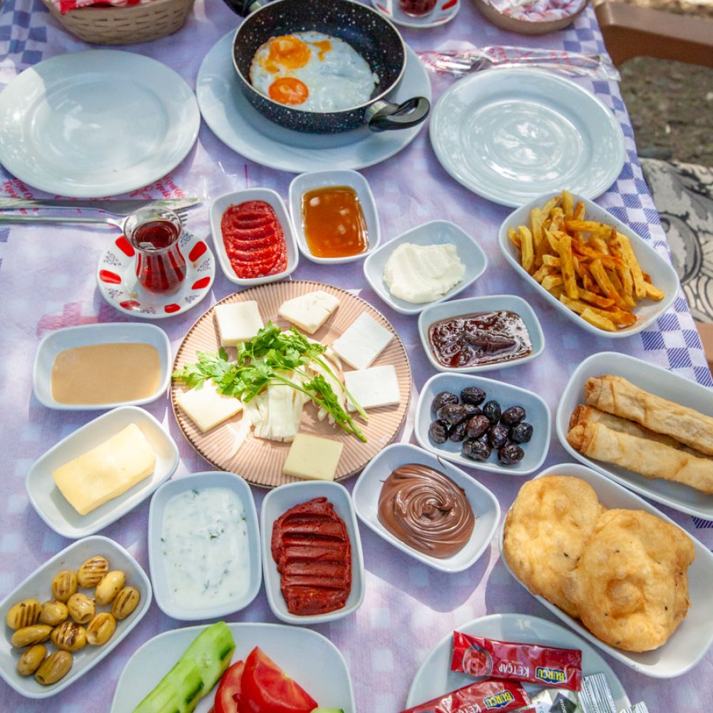 Tarihi Konakta Kahvaltı Keyfi