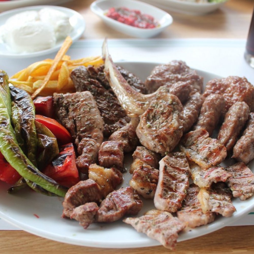 İftar Keyfi ve Özel Menü Kınalı Kar Bulanlar Konak’ta