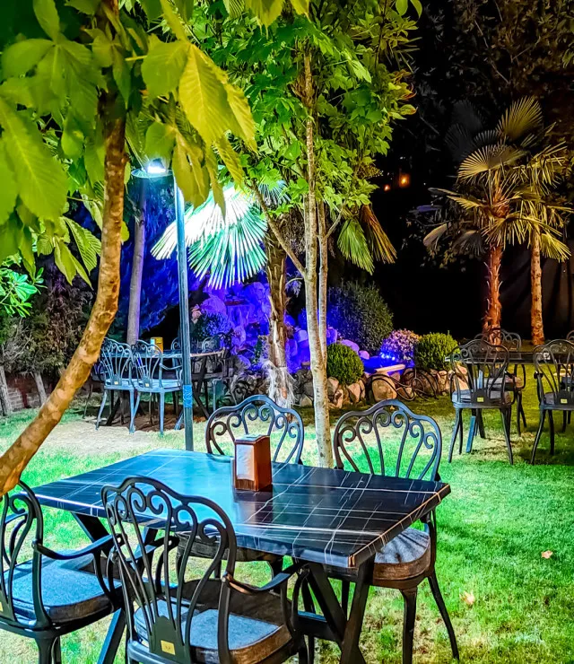 RKC Gece Döneri | Özgen Kafe Restoran Yanında Lezzetli Gece Keyfi fotoğraf 7