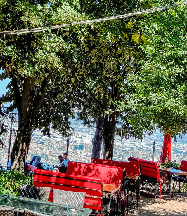 Zevki Safa'da Doğa Manzaralı Kahvaltı Izgara Et ve Daha Fazlası