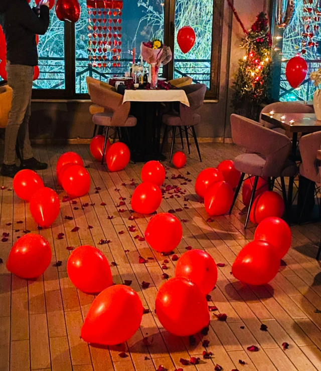 Zevki Safa’da Romantik Sevgililer Günü Akşamı!