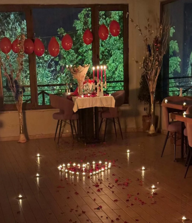 Zevki Safa’da Romantik Sevgililer Günü Akşamı!