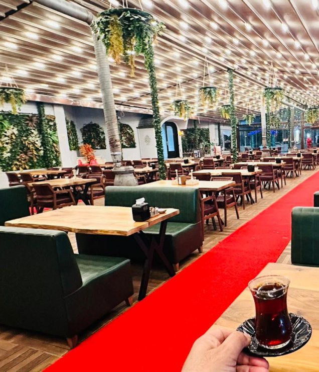 Mavera Cafe Lounge: Dağ Yolunda Lezzet Durağı