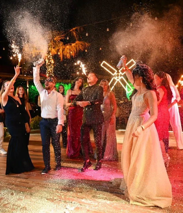 Mezuniyet Töreni Platonya Davet'te | Başarıyı Kutlayın fotoğraf 1
